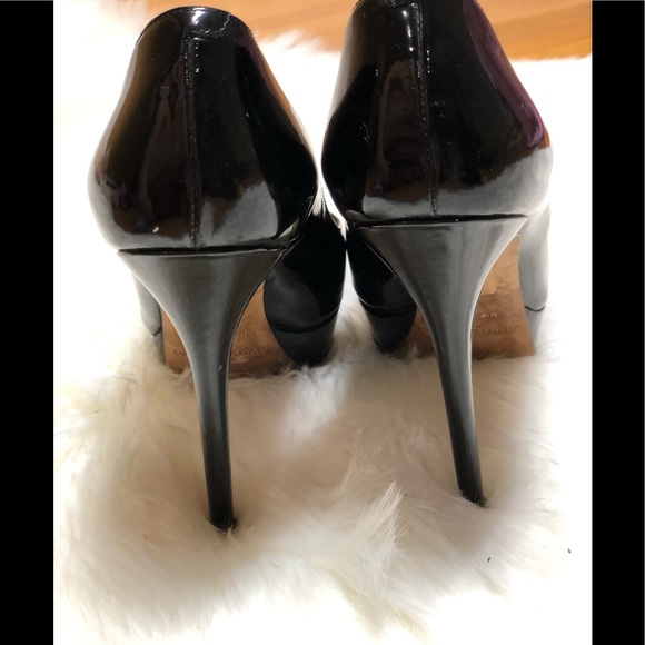 🥂JIMMY CHOO PUMPS - Picture 2 of 5